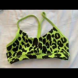 Fleo Reinette sports bra size medium